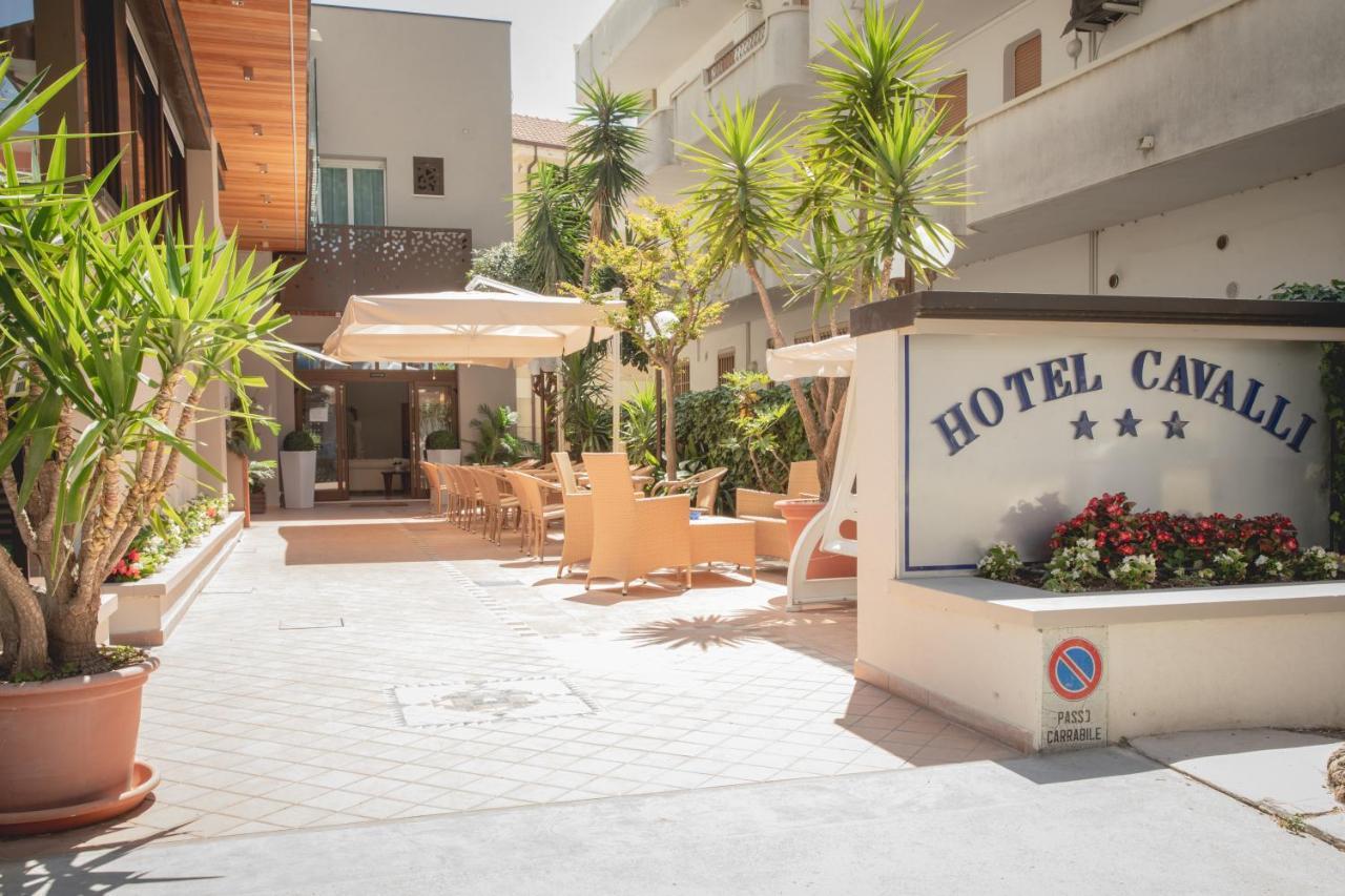 Hotel Cavalli กัตตอลิกา ภายนอก รูปภาพ
