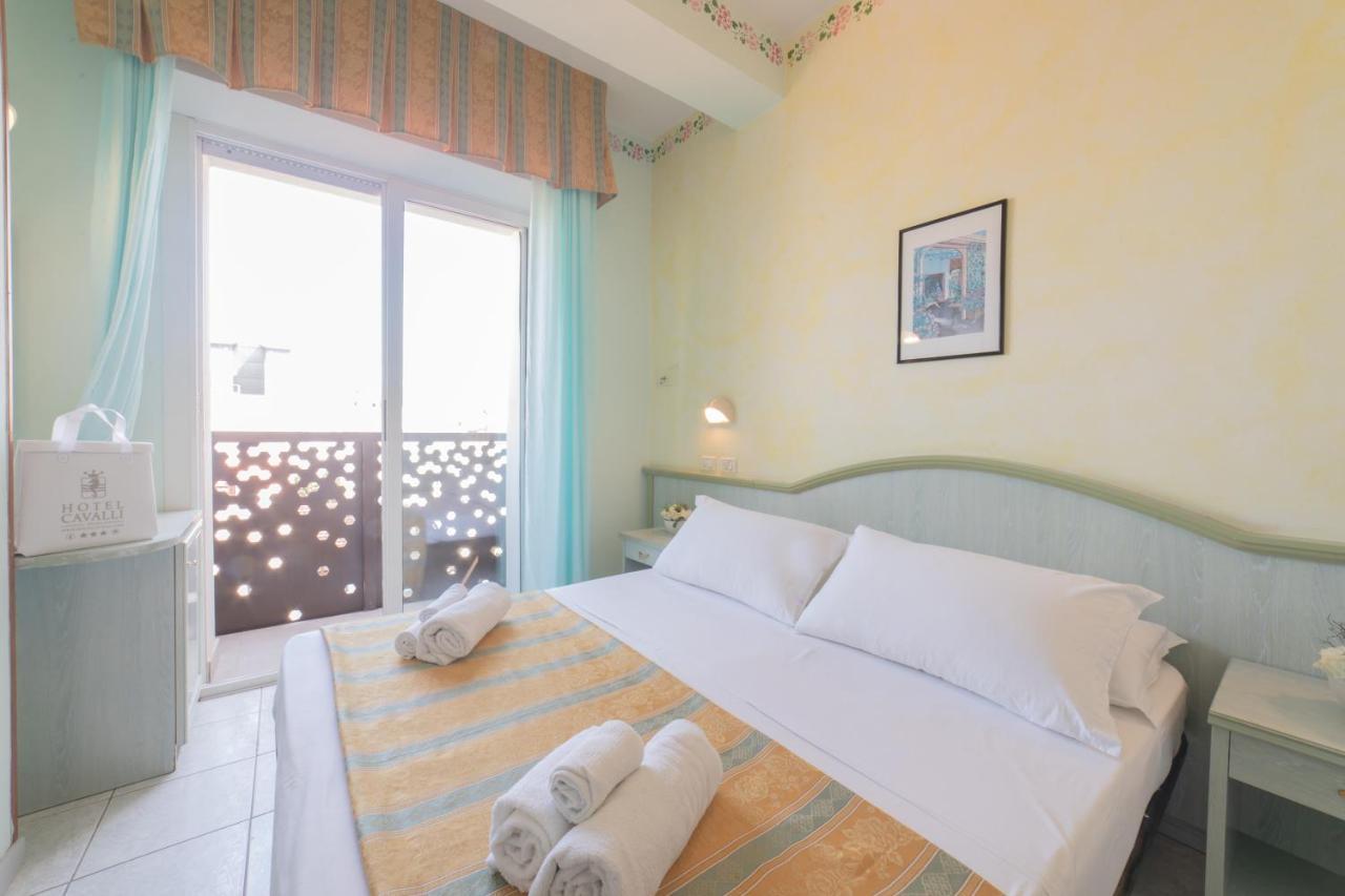 Hotel Cavalli กัตตอลิกา ภายนอก รูปภาพ