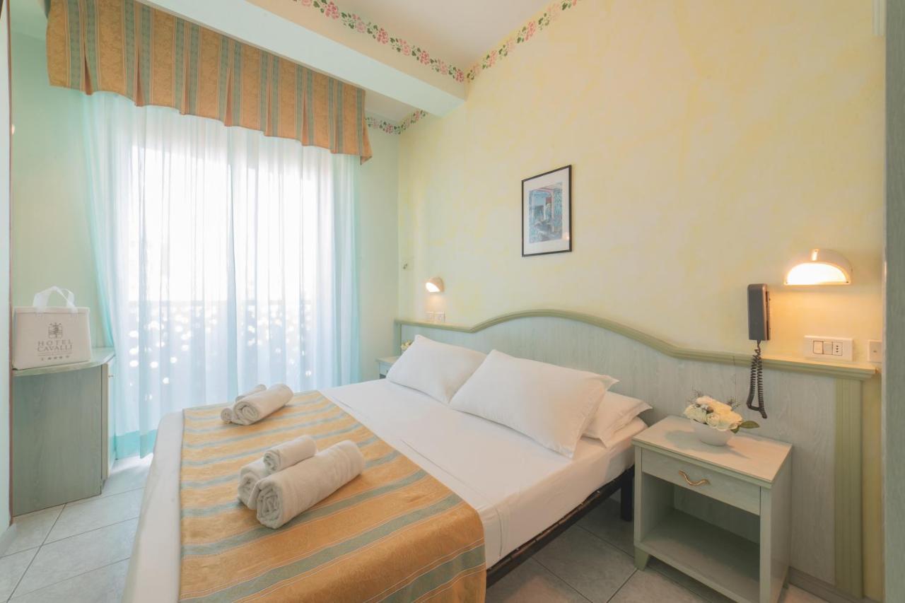 Hotel Cavalli กัตตอลิกา ภายนอก รูปภาพ